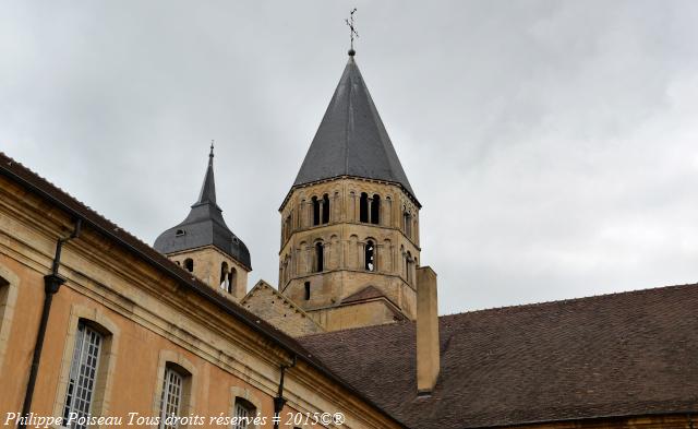 Grand cloitre de l'Abbaye de Cluny