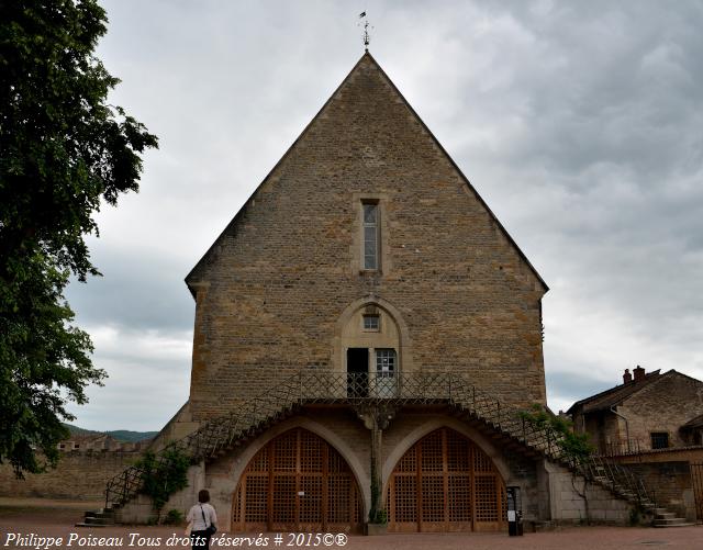 Grand cloitre de l'Abbaye de Cluny