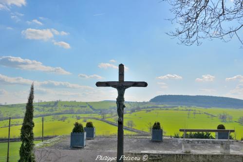 Crucifix du Château de Saint Pierre du Mont