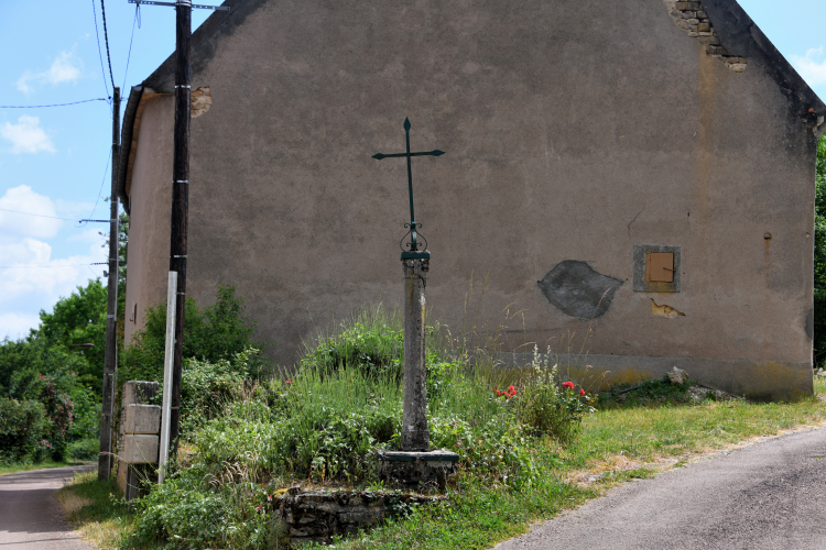 Croix de Chivres un patrimoine