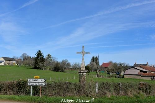 Crucifix du hameau "La Croix"