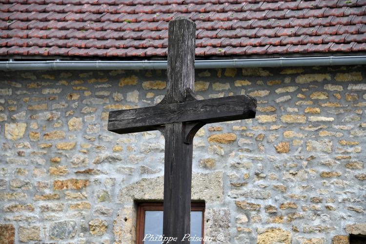 La croix monumentale de Les Bordes