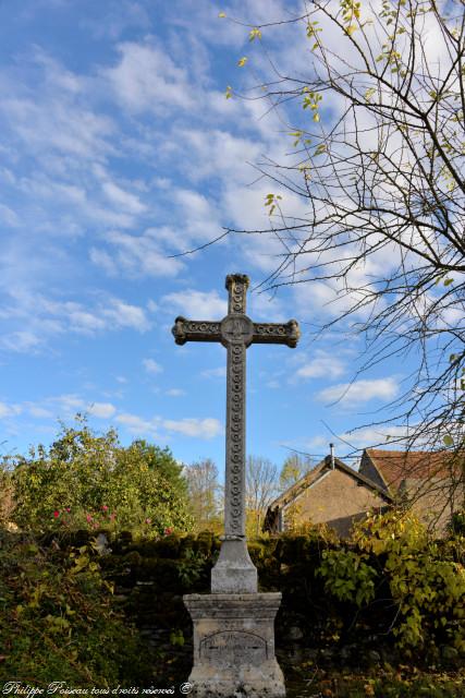 croix de Chanteloup Nièvre Passion