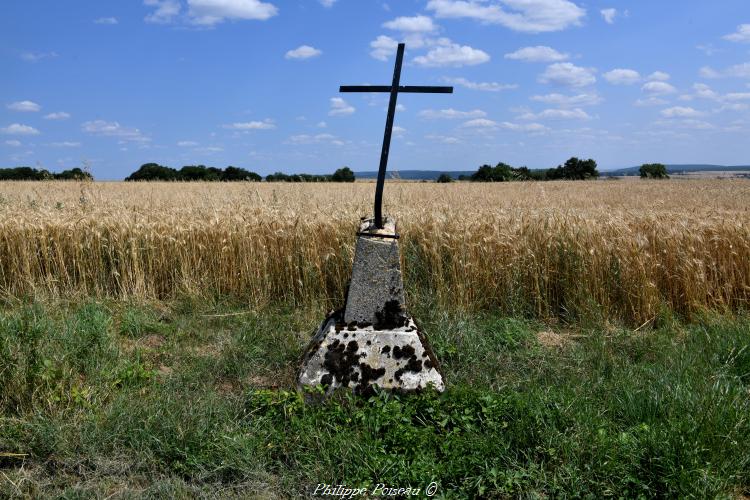 La croix de Charlay