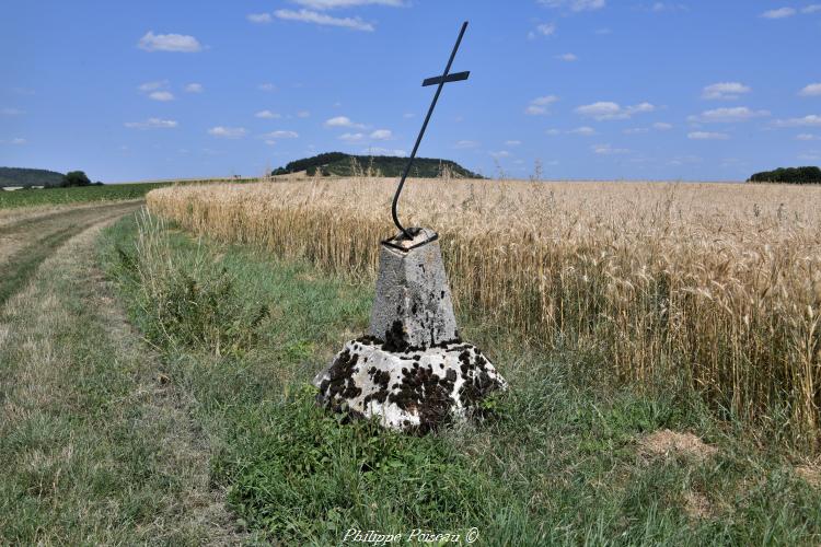 La croix de Charlay un patrimoine