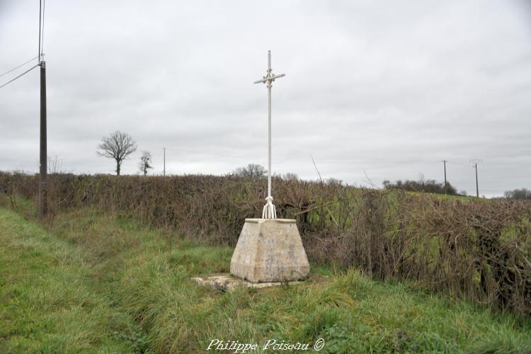 Croix de Marigny-sur-Yonne