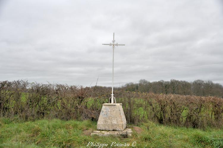 Croix de Marigny-sur-Yonne