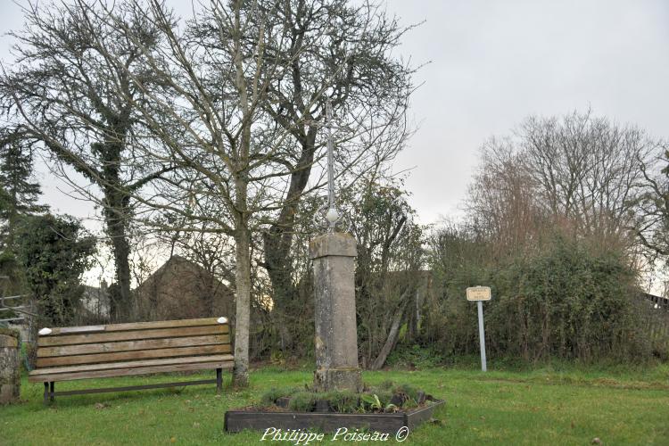 La croix du Hameau de Vilaine