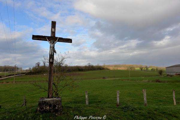 Crucifix du village de Mouche