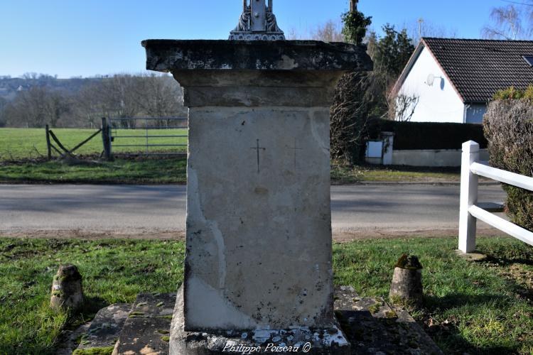 La croix du Grand Moulin un beau patrimoine