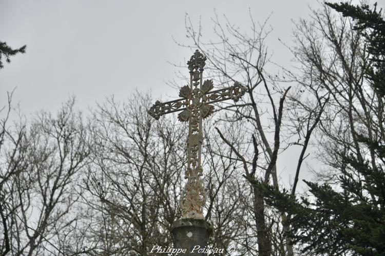 La croix du Jubilé de Marigny-sur-Yonne