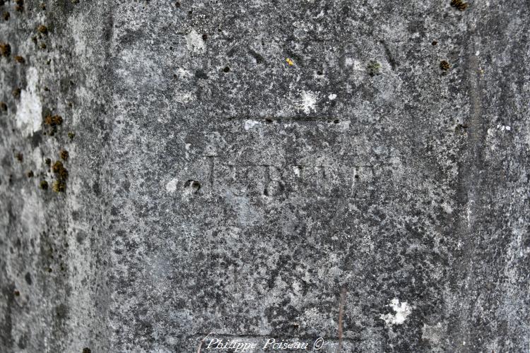 La croix du Jubilé de Marigny-sur-Yonne
