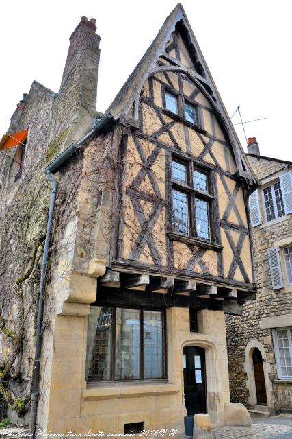 Maison à colombages de Nevers