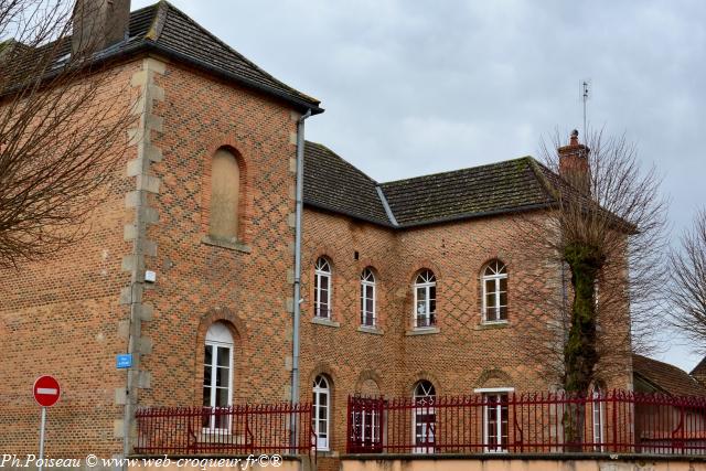 École de Dornes Nièvre Passion