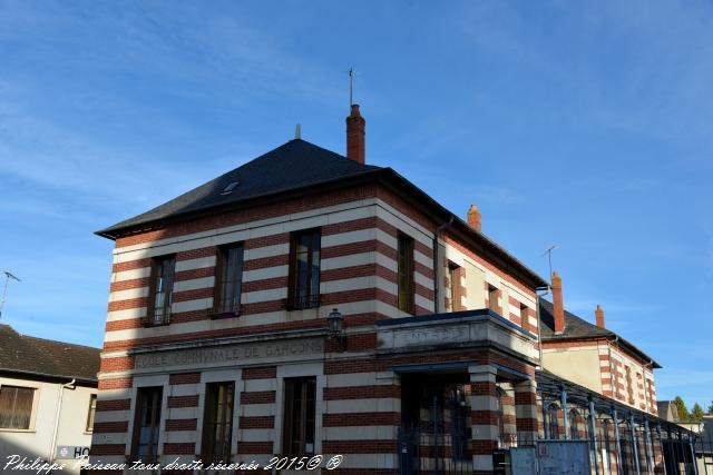 École de Saint Pierre le Moutier un beau patrimoine