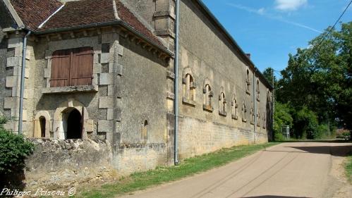 Ancienne ferme d'Arzembouy Nièvre Passion