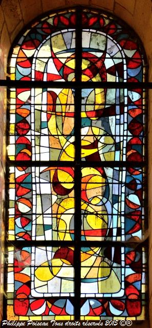 Vitraux de Notre Dame la Charité sur Loire Nièvre Passion