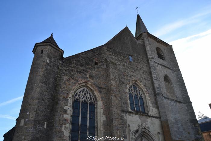 Corbigny sur le chemin de Saint-Jaques de Compostelle