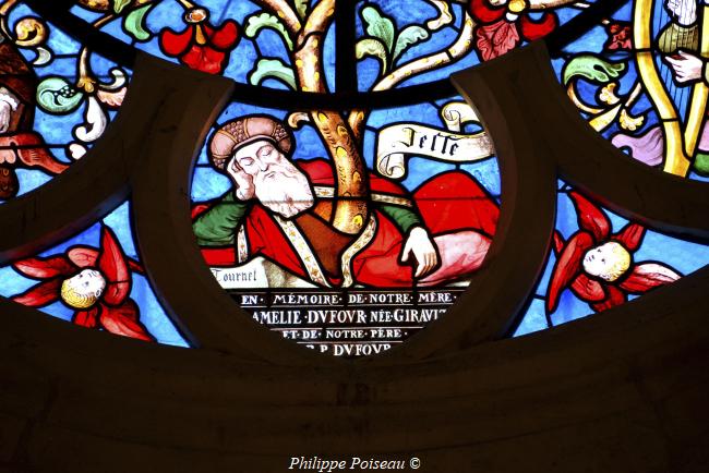 Les vitraux de l'église Saint-Martin de Clamecy