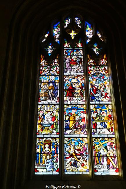 Les vitraux de l'église Saint-Martin de Clamecy