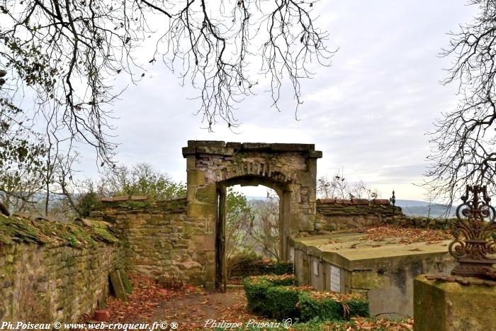 Vestiges de l’église Saint-Martin de Giverdy un patrimoine