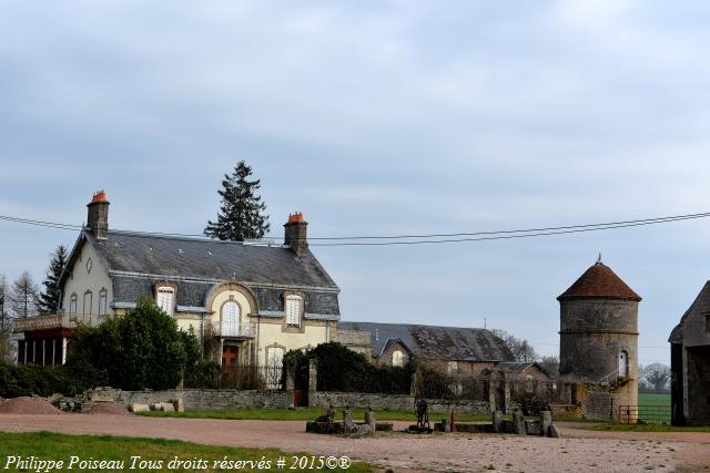 Tour du Domaine de Feuille