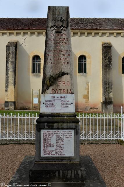 Monument aux morts de Fleury sur Loire