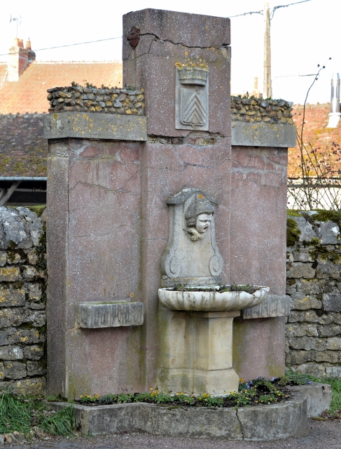 Fontaine de Tannay Nièvre Passion