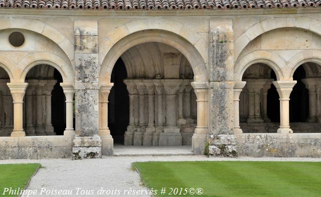 Le Cloître de l'Abbaye de Fontenay