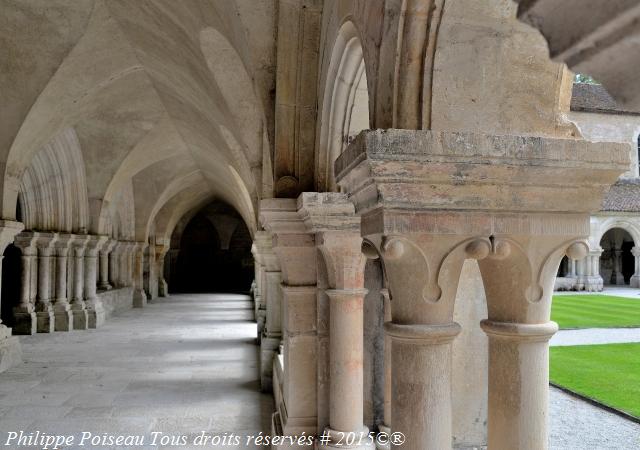 Le Cloître de l'Abbaye de Fontenay