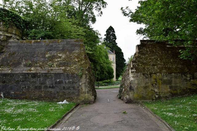 Les Remparts de la ville de Nevers