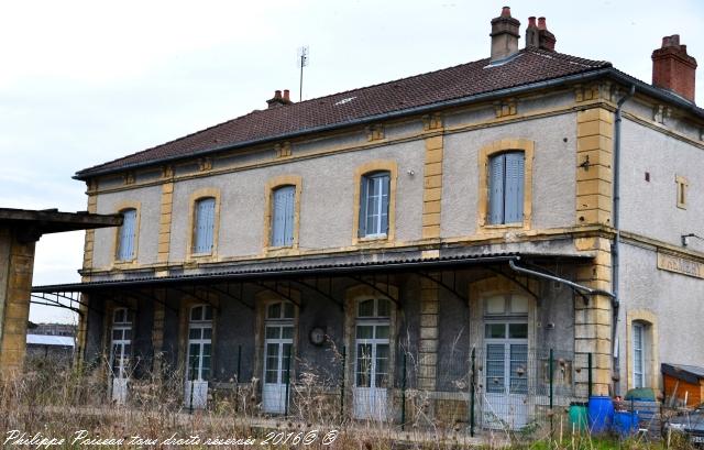 Ancienne gare de Prémery un beau patrimoine