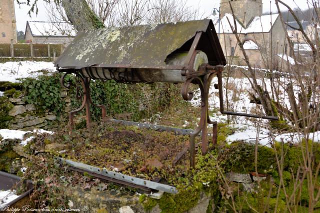 Ancien puits de Giry Nièvre Passion