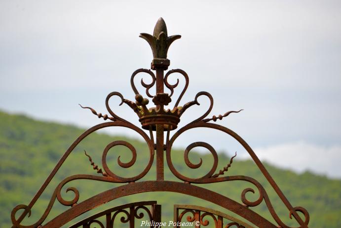 Grille d'honneur de l'ancien prieuré de Vannoise