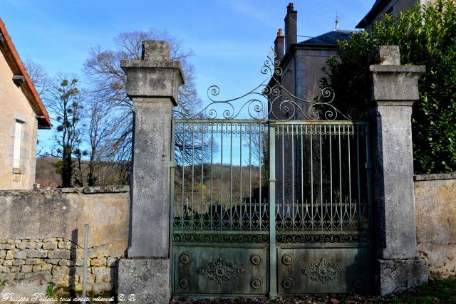 Le Manoir de L'Huis Tardy