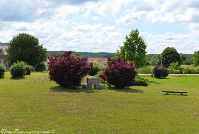 Jardin Alexis Lemaître de Brèves un beau cadre de verdure