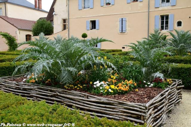 Jardin du "Musée de la Faïence de Nevers"