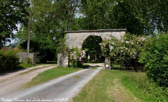 Le château de la Motte Farchat