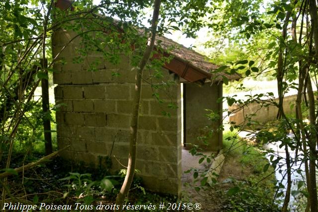 Lavoir Les Moutots de Chasnay un patrimoine