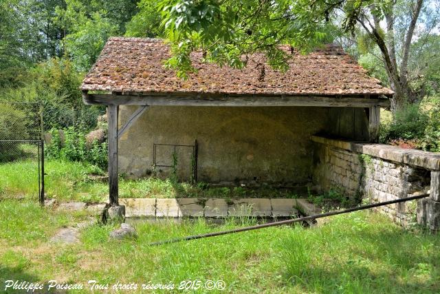 Lavoir couvert les Bourbons Nièvre Passion