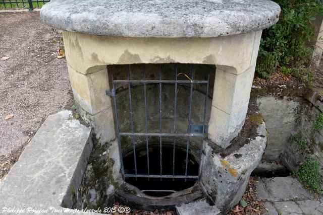 Lavoir central de Chaulgnes