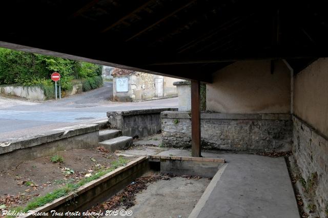 Lavoir central de Chaulgnes