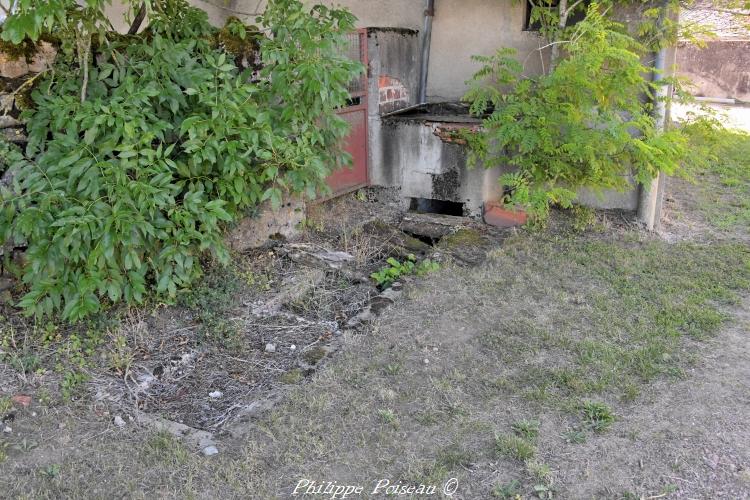 Le petit lavoir de Cropigny