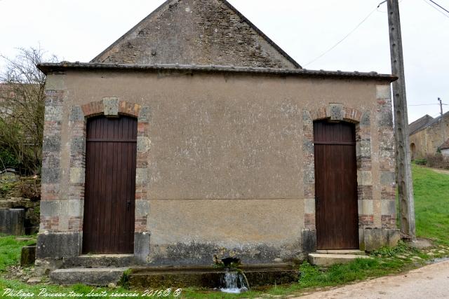 Lavoir du village de Bonneçon un patrimoine vernaculaire