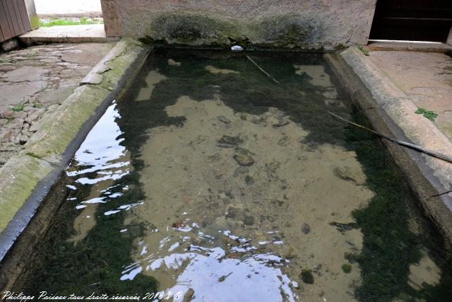 Lavoir du village de Bonneçon