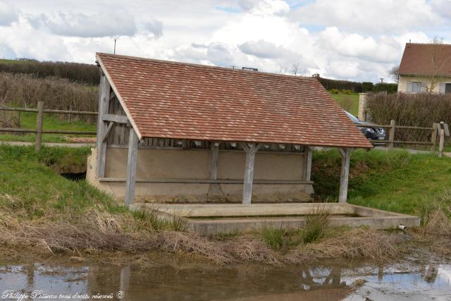 Lavoir de Dienne Aubigny Les Chaises