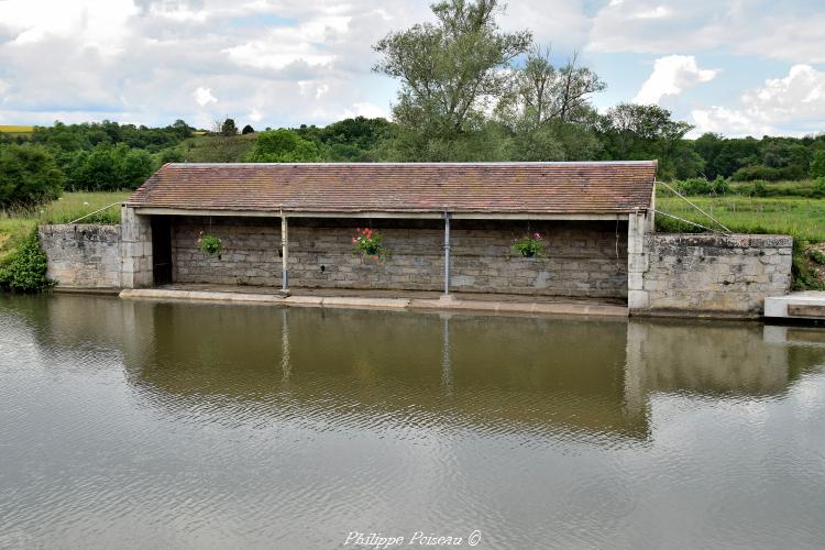 Le lavoir de Pousseaux un patrimoine