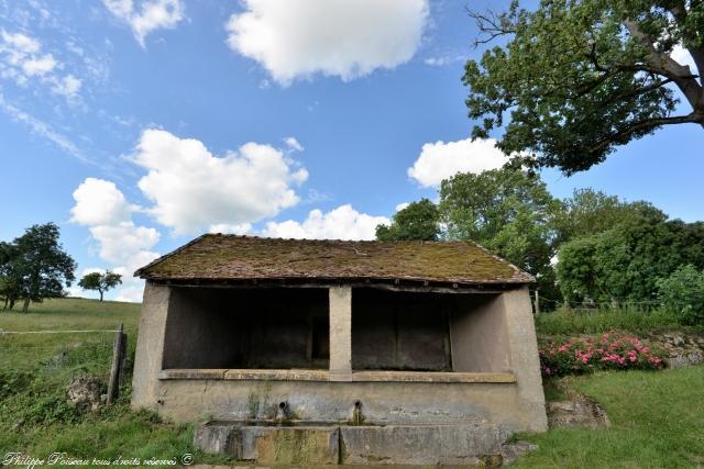 Lavoir du « Pimont de Teigny » un beau patrimoine vernaculaire