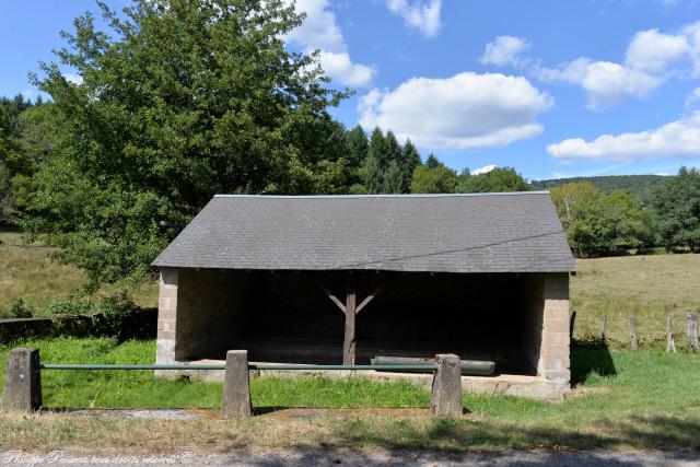 Lavoir de Villapourçon un beau patrimoine vernaculaire