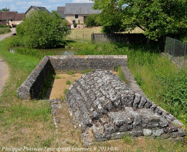 Lavoir de Frasnay un patrimoine vernaculaire